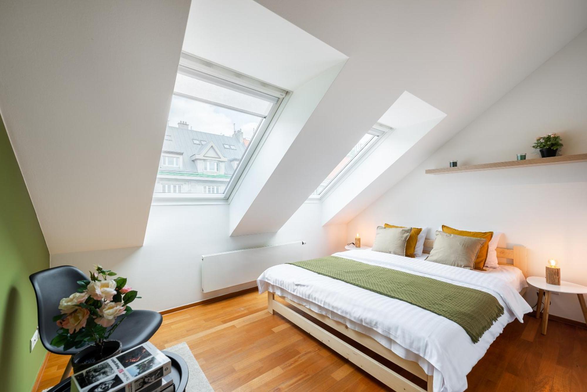 Apartment With Balcony And Parking Near The Prague Museum Praga Exterior foto
