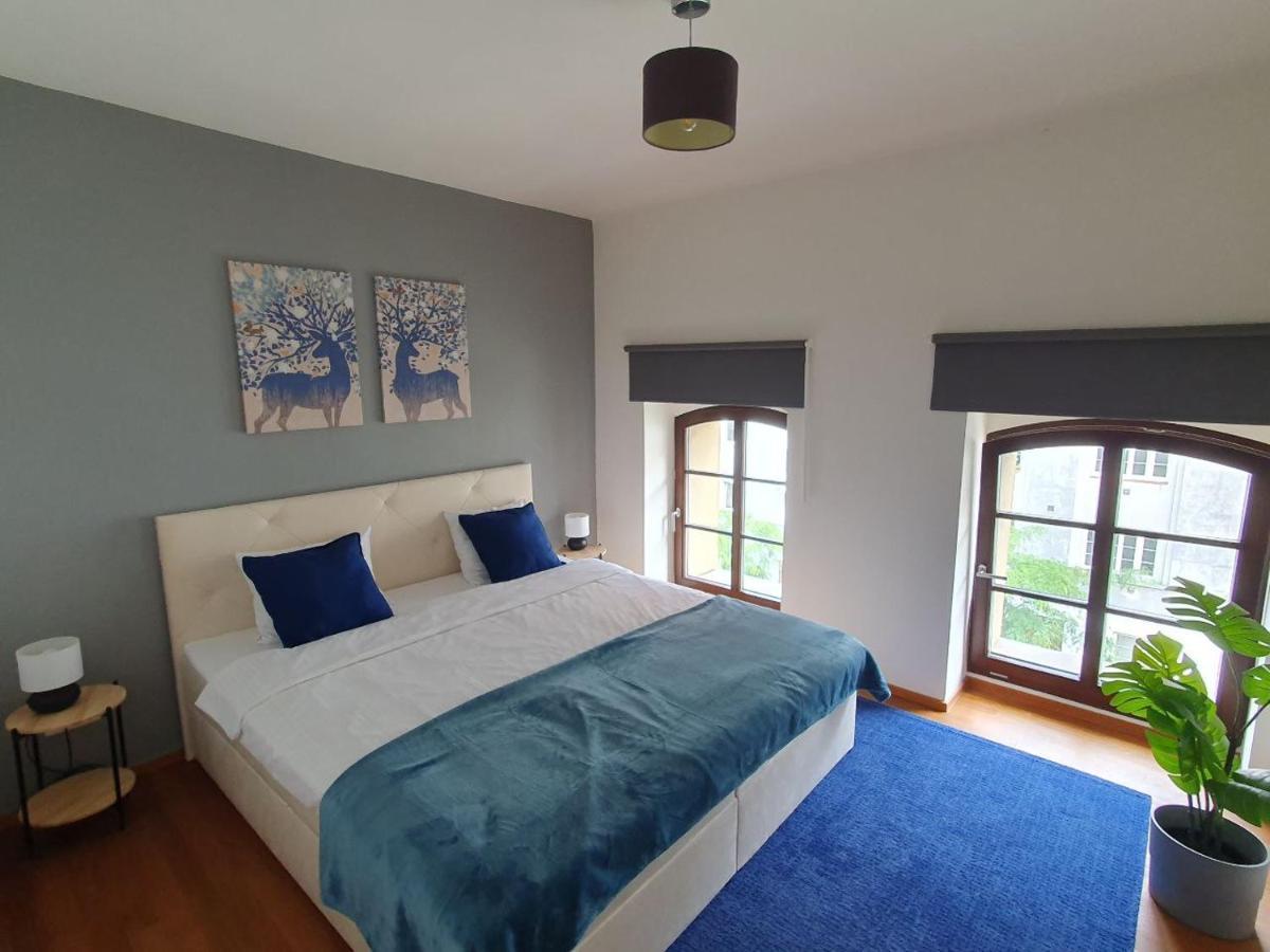 Apartment With Balcony And Parking Near The Prague Museum Praga Exterior foto